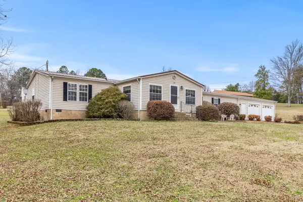 632 Athens Pike, Etowah, TN 37331