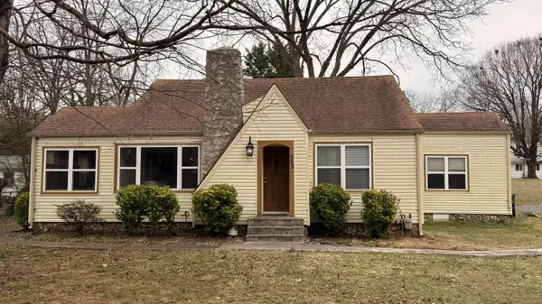 513 Oak Street, Athens, TN 37303