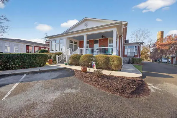 16 Euclid Avenue, Chickamauga, GA 30707