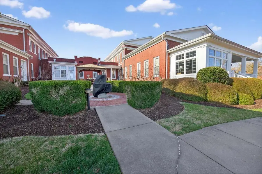 16 Euclid Avenue, Chickamauga, GA 30707 - #3