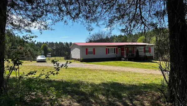 210 County Road 790, Etowah, TN 37331