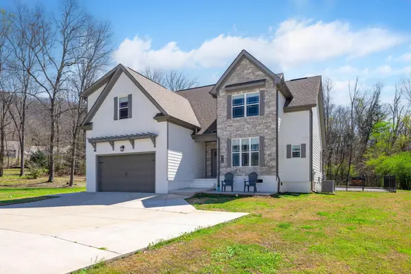 8938 Cattails Creek Way, Ooltewah, TN 37363
