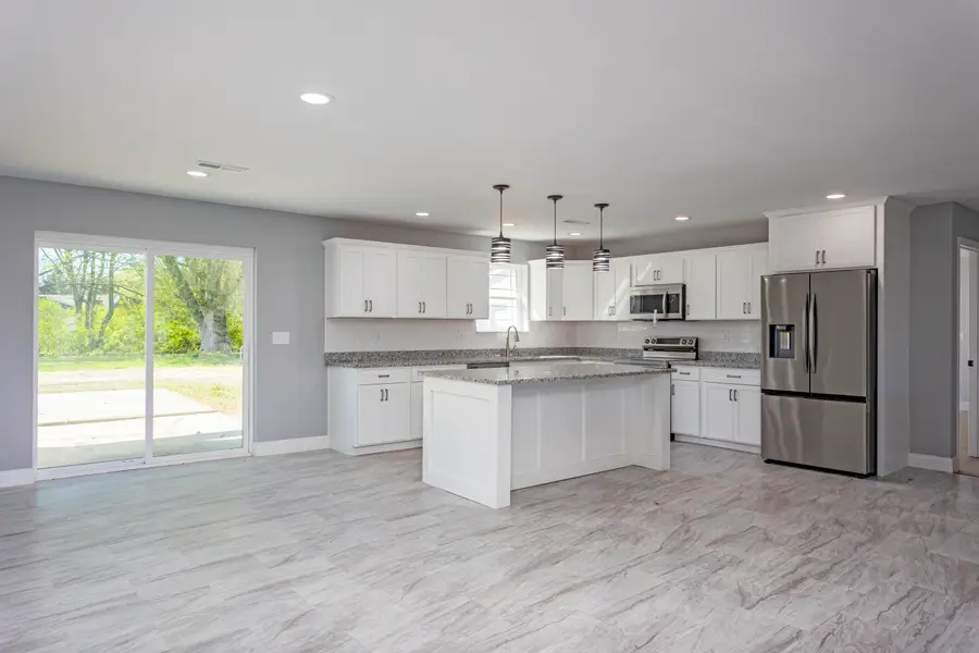 388 Edgewater Street, Dayton, TN 37321 - #2