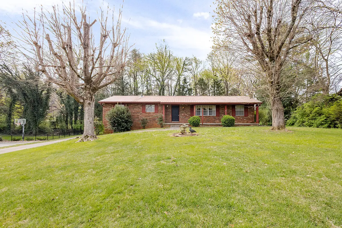 10604 Pinedale Drive, Knoxville, TN 37922 - #1