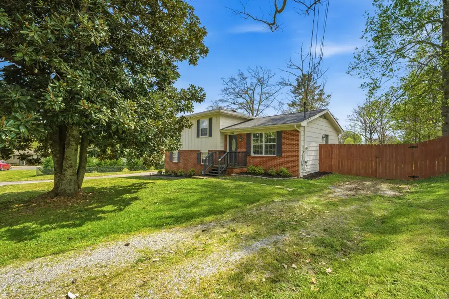 3450 SE Emerson Drive Se, Cleveland, TN 37323 - #3