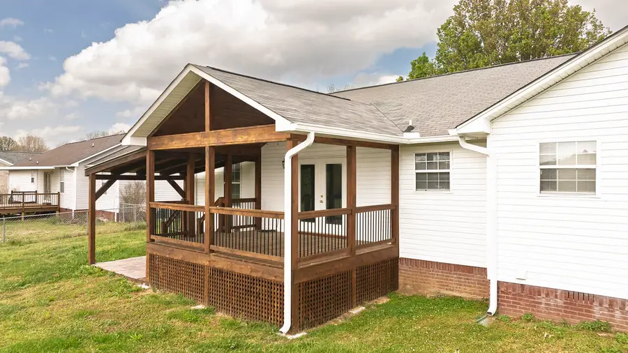 222 Mulberry Lane Ne, Cleveland, TN 37312 - #2