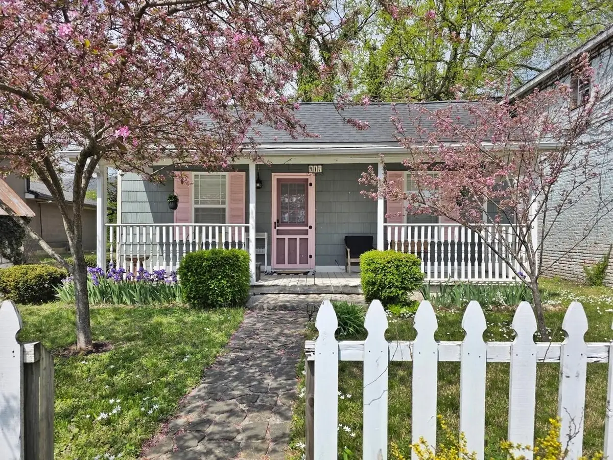 917 Market Street, Dayton, TN 37321 - #1