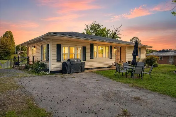 350 Stephens Road, Greenback, TN 37742