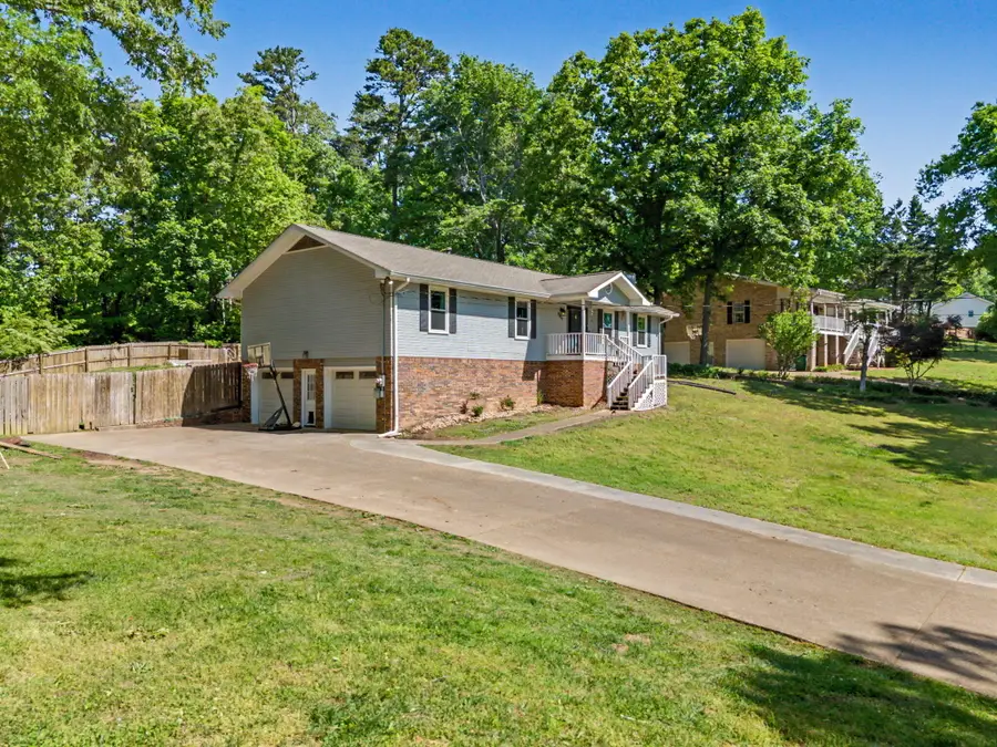 9917 Shore Drive, Soddy Daisy, TN 37379 - #3