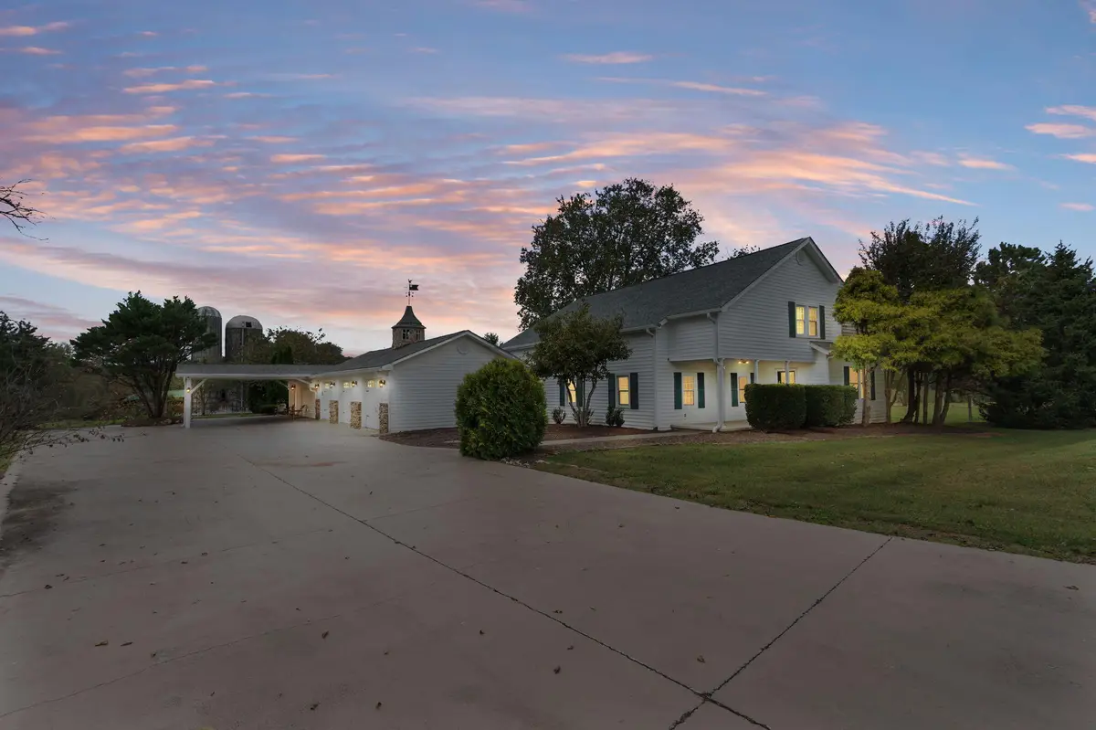 852 County Road 422, Englewood, TN 37329 - #1