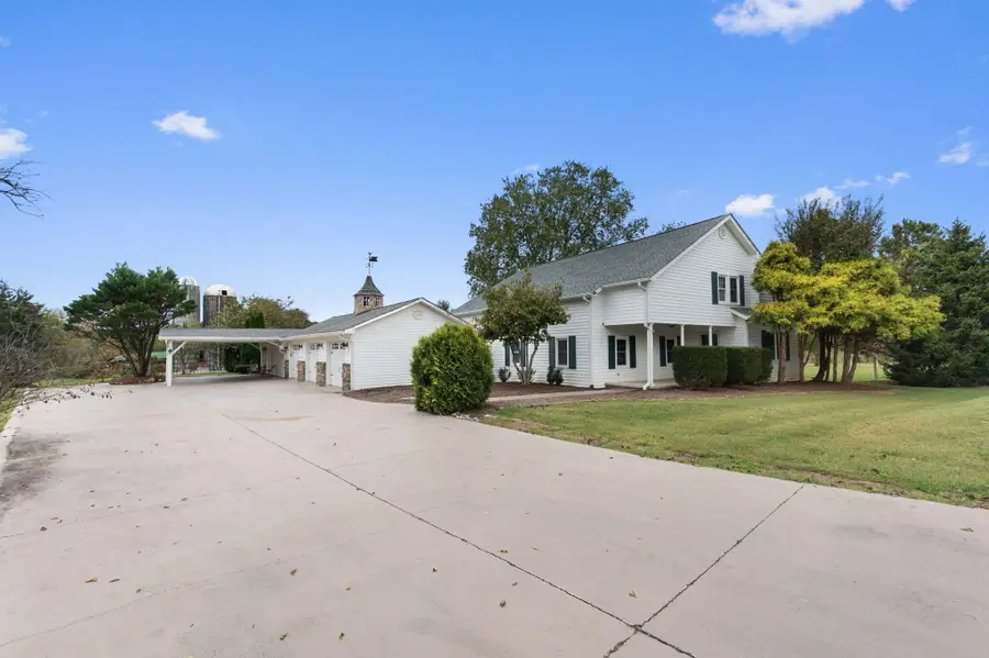 852 County Road 422, Englewood, TN 37329 - #2