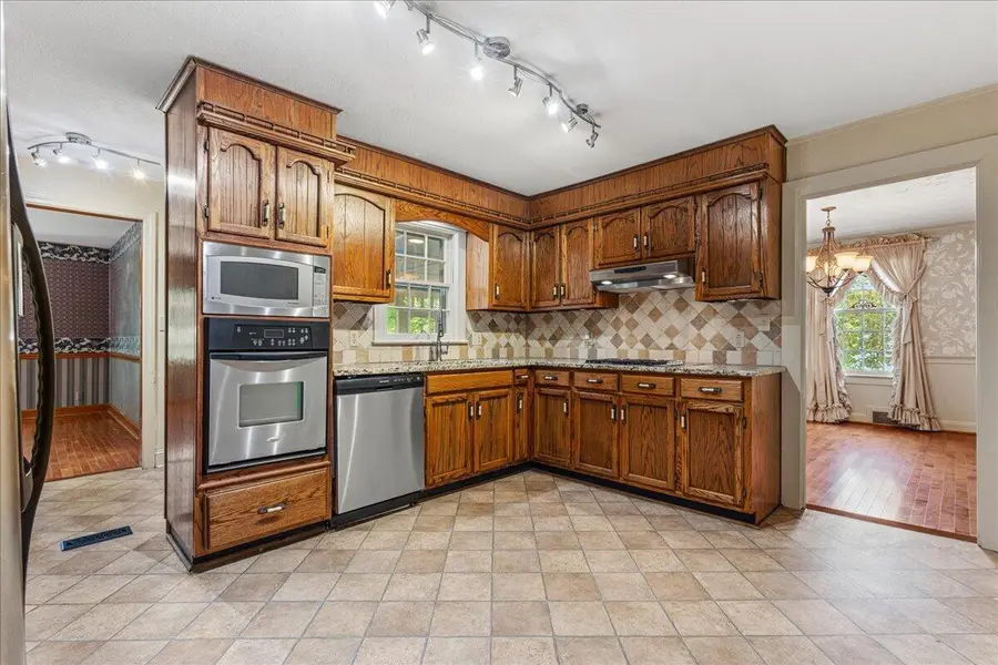 1622 Velma Road, Athens, TN 37303 - #3