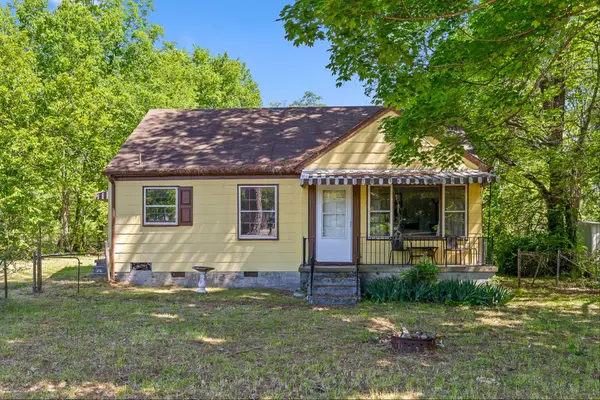 591 W Cloud Springs Road, Rossville, GA 30741