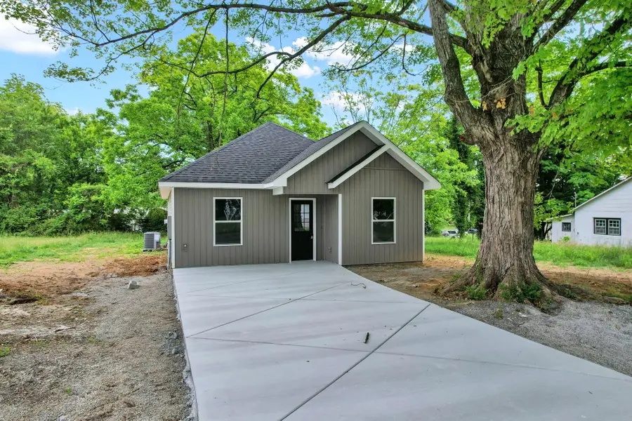 22 Ingleside Avenue, Englewood, TN 37329 - #2