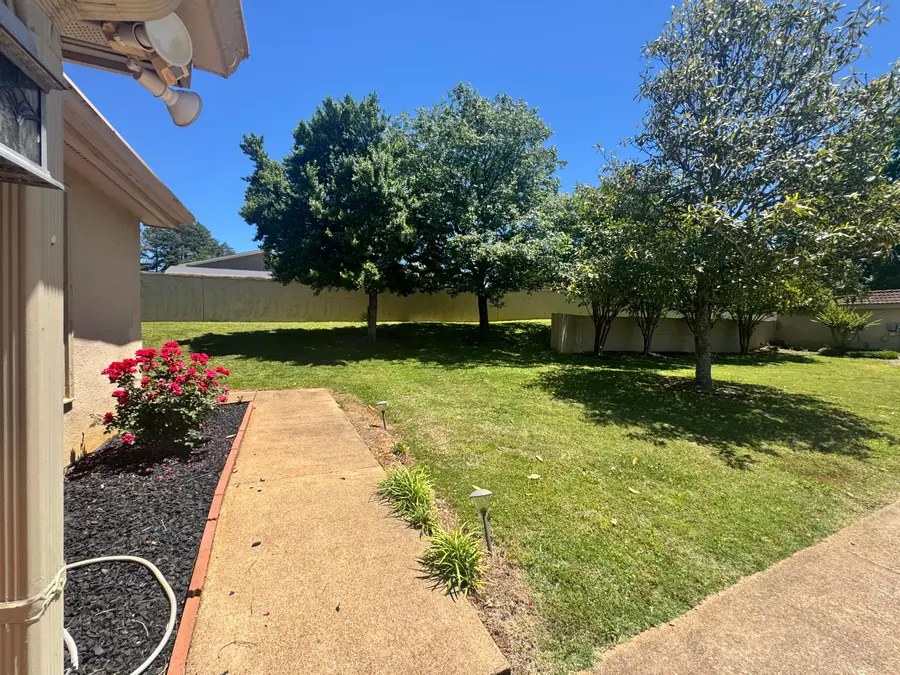 2136 Vaden Village Drive, Chattanooga, TN 37421 - #3