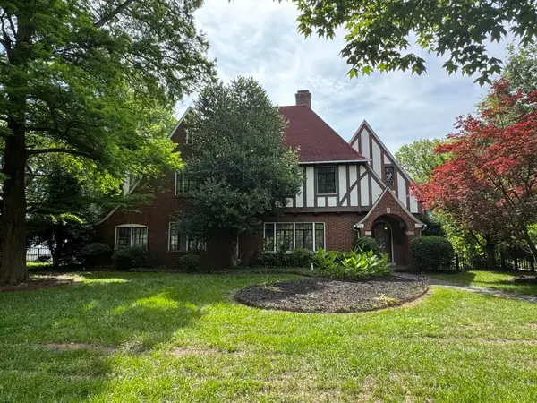 1560 N Ocoee Street, Cleveland, TN 37311