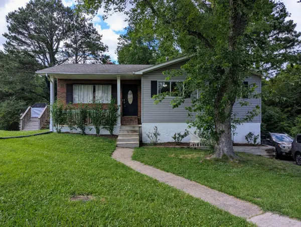 2640 Greenhills Cove Se, Cleveland, TN 37323