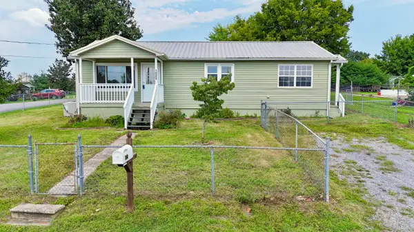 1025 Hawk Street Ne, Cleveland, TN 37311