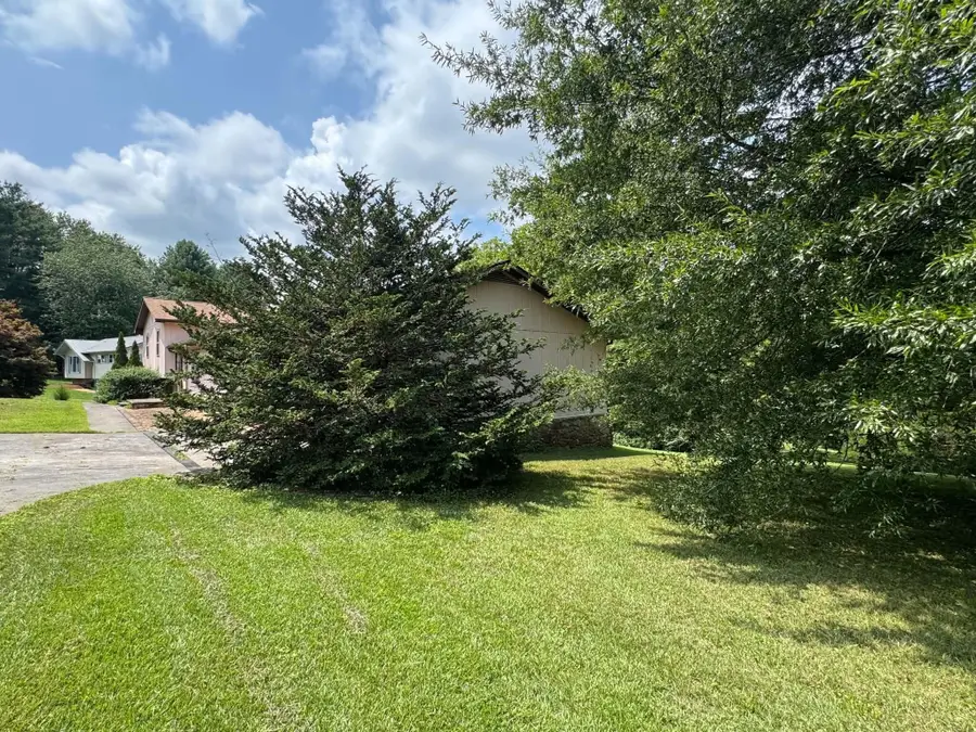 507 Kinzalow Circle, Sweetwater, TN 37874 - #2