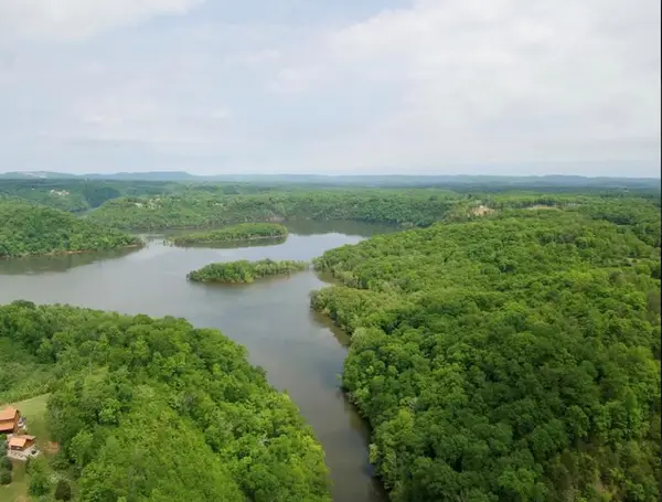 Lot 23 Holly Bend, Byrdstown, TN 38549