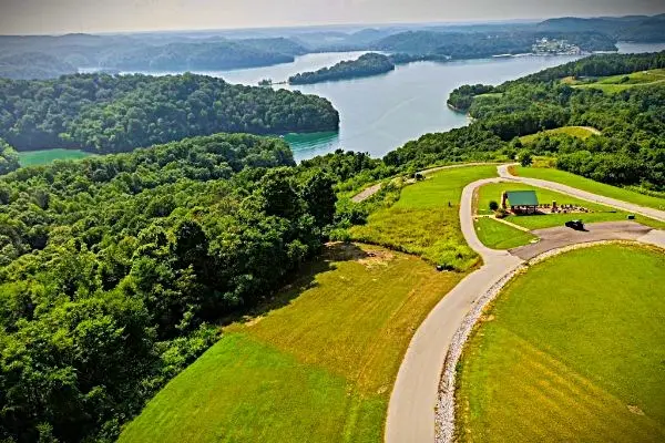 107C Sunfish Ln, Hilham, TN 38568 - Image #3