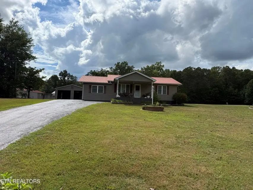 925 Unity Church Rd, Jamestown, TN 38556-5703 - Image #2