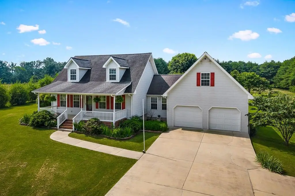 106 Swallows Ln, Cookeville, TN 38506 - Image #1