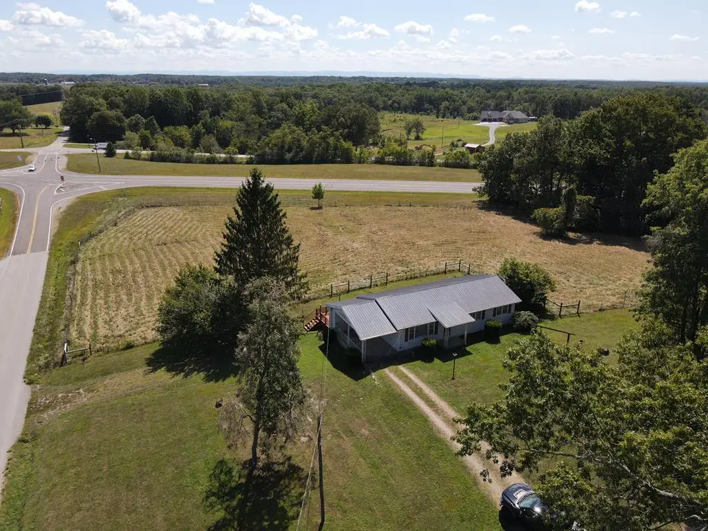 101 N Alf Threet Rd, Jamestown, TN 38556 - #1