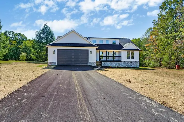 149 Falling Leaf Rd, Jamestown, TN 38556