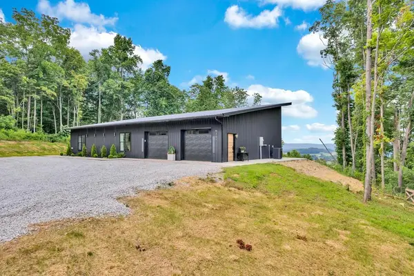 397 Wildcat Cove Road, SPARTA, TN 38583