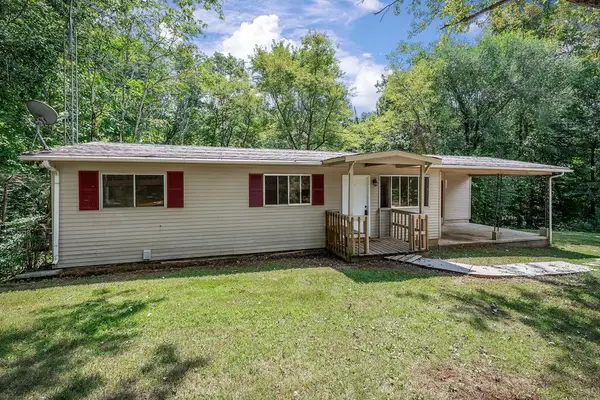 135 Young Mill Ln, COOKEVILLE, TN 38501