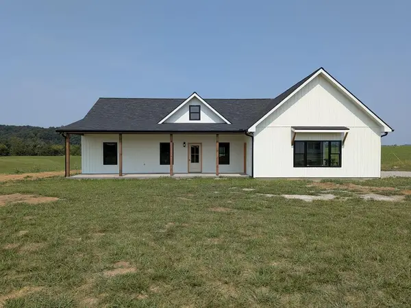 555 Free Ferry Rd, BURKESVILLE, KY 42717