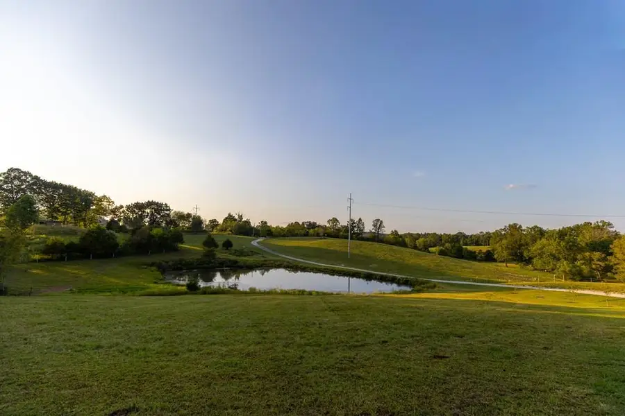 389 Great Valley Lane, Livingston, TN 38570 - Image #2