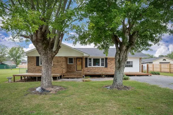 1005 Forrest Ave, SMITHVILLE, TN 37166