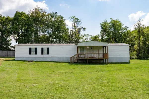 421 Delta Country Ln, LIVINGSTON, TN 38570-8842