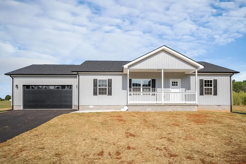 912 Frank Anderson Rd, Sparta, TN 38583 - #1