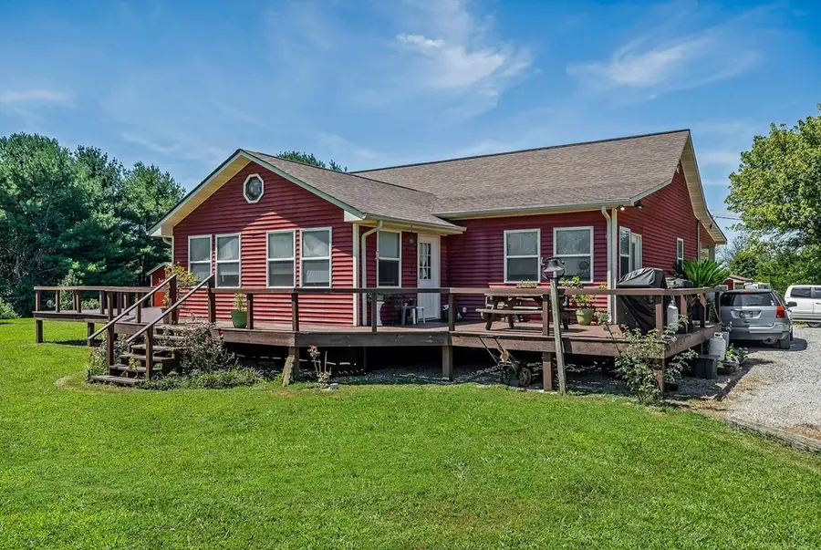 268 Plateau Rd, Crossville, TN 38571 - #3