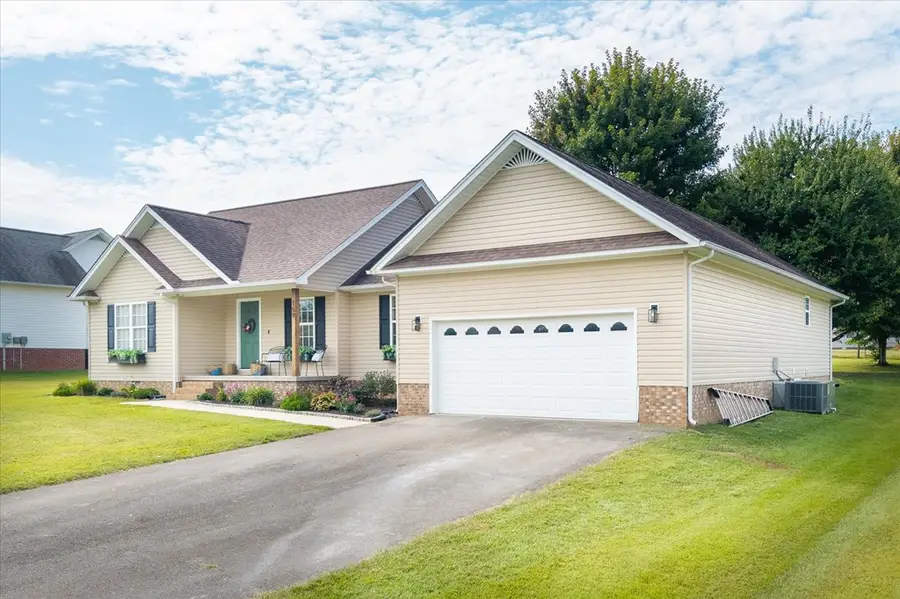 159 Rustling Oaks Drive, Sparta, TN 38583 - Image #2