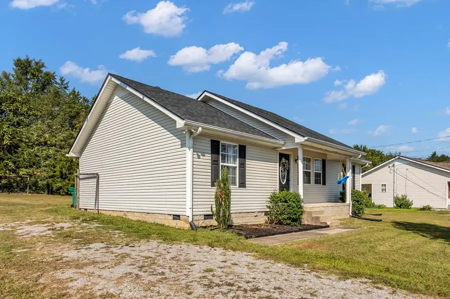 1128 Moreno Ln, Lewisburg, TN 37091 - Image #2