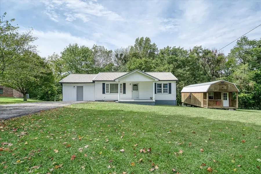 671 Lemont And Yates Mountain Rd., Spencer, TN 38585 - Image #2