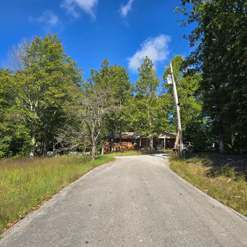 499 Billy Ridge Rd, Jamestown, TN 38556 - Image #1