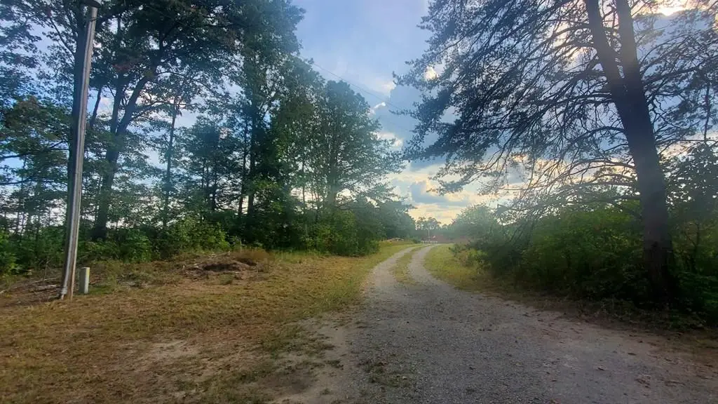 535 Joe Barnett Rd, Jamestown, TN 38556 - Image #1