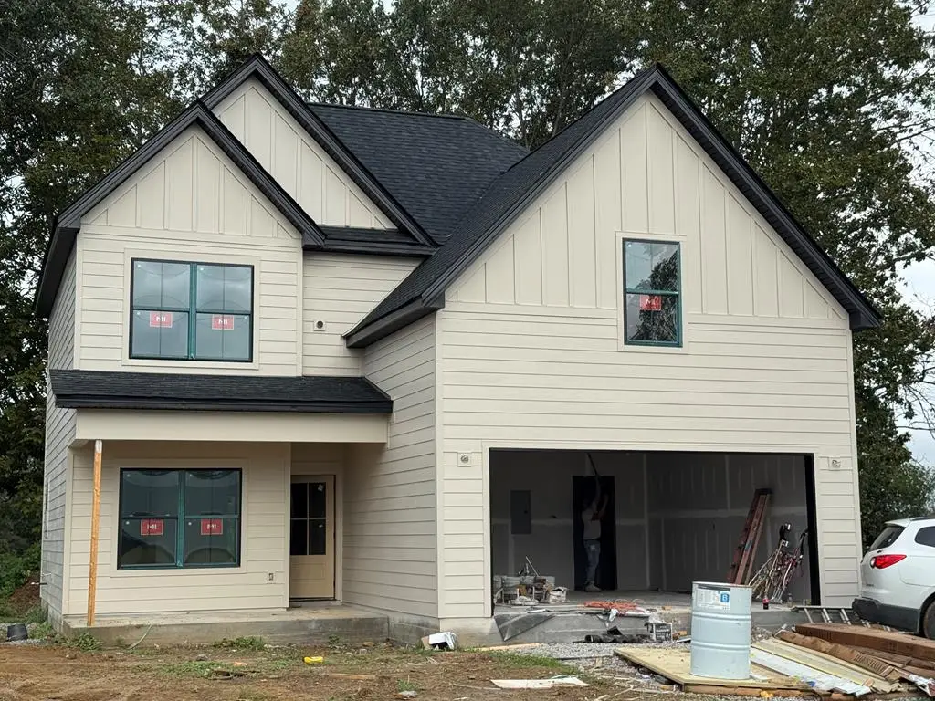 241 Cripps Ln, Smithville, TN 37166 - Image #1