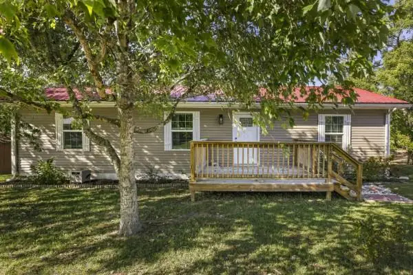 408 Magnolia St, Baxter, TN 38544