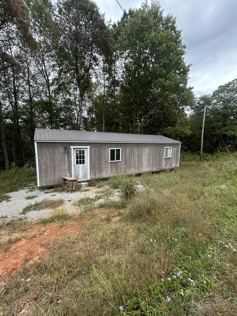 208 Turkey Town Road, Hilham, TN 38570 - Image #2