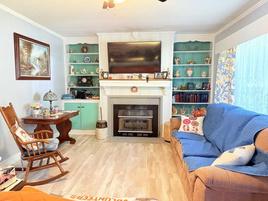 301 Ben Lomond Dr., McMinnville, TN 37110 - #3