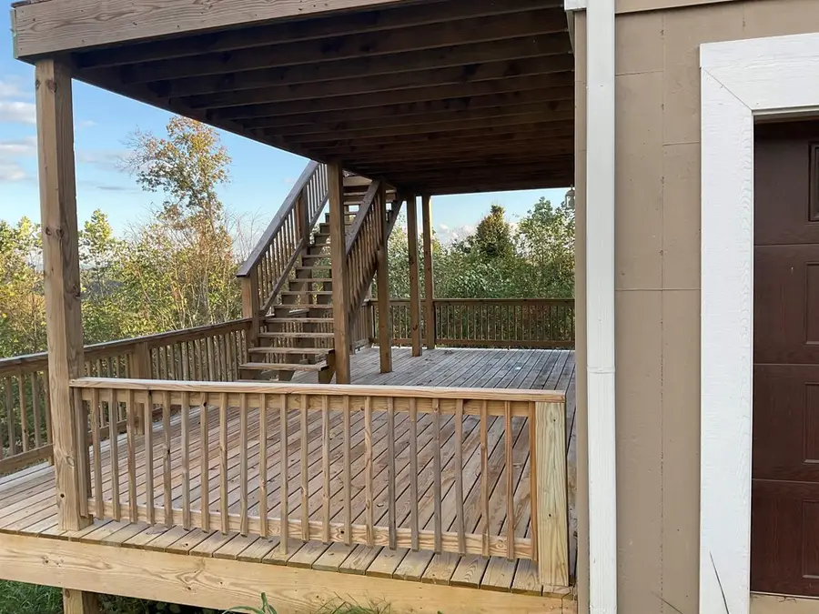 357 Taylor Road, Byrdstown, TN 38549 - Image #3