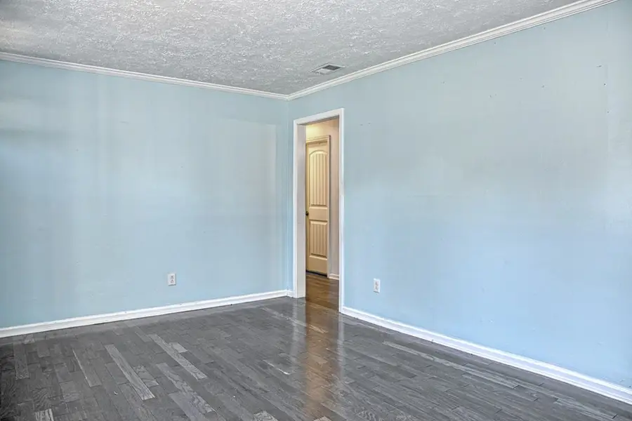 513 N Congress Blvd, Smithville, TN 37166 - #3