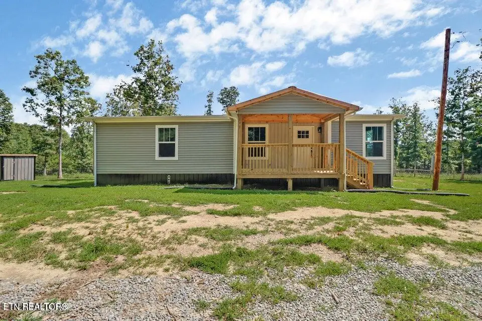 216 Valerie Dr (8.53 Acres), Deer Lodge, TN 37726-3506 - Image #1