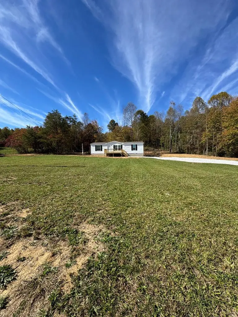 2066 Anderson Rd, Monterey, TN 38574 - Image #2